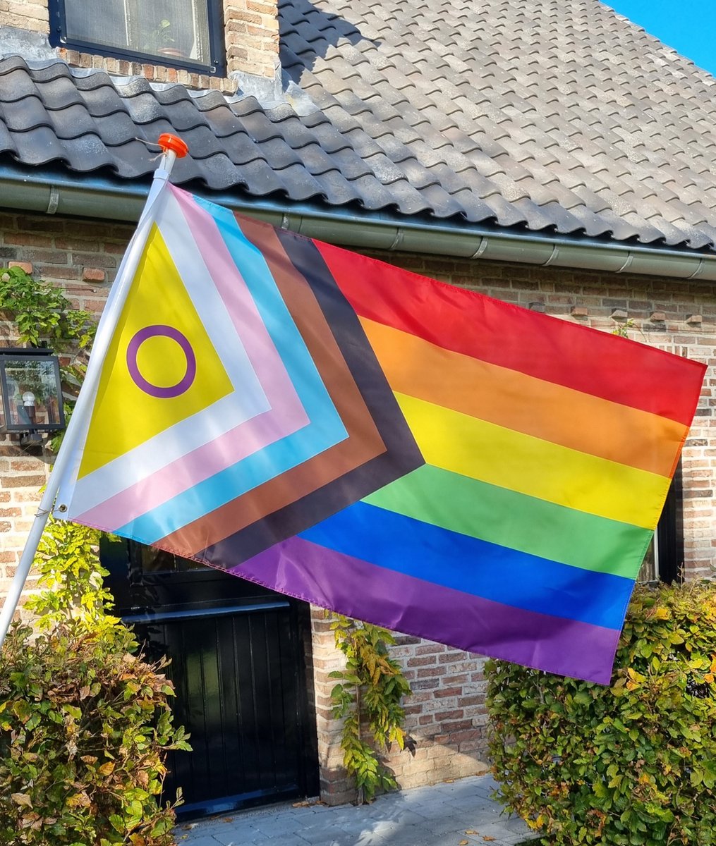 Le drapeau intersexe ajouté au drapeau Progress Pride de 2021 au Royaume Uni