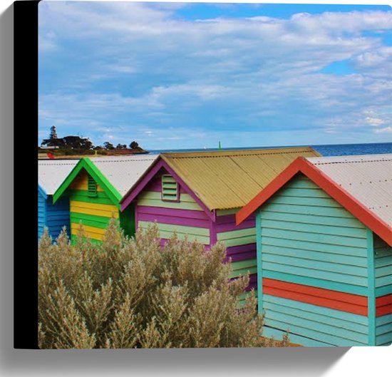 WallClassics - Canvas  - Gekleurde huisjes op het Strand - 30x30 cm Foto op Canvas Schilderij (Wanddecoratie op Canvas)