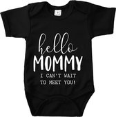 Rompertje met tekst - Hello Mommy - Zwart - Maat 56 - Zwanger - Geboorte - Moederdag - Aankondiging - In verwachting - Cadeau - Romper - Pregnant - Announcement