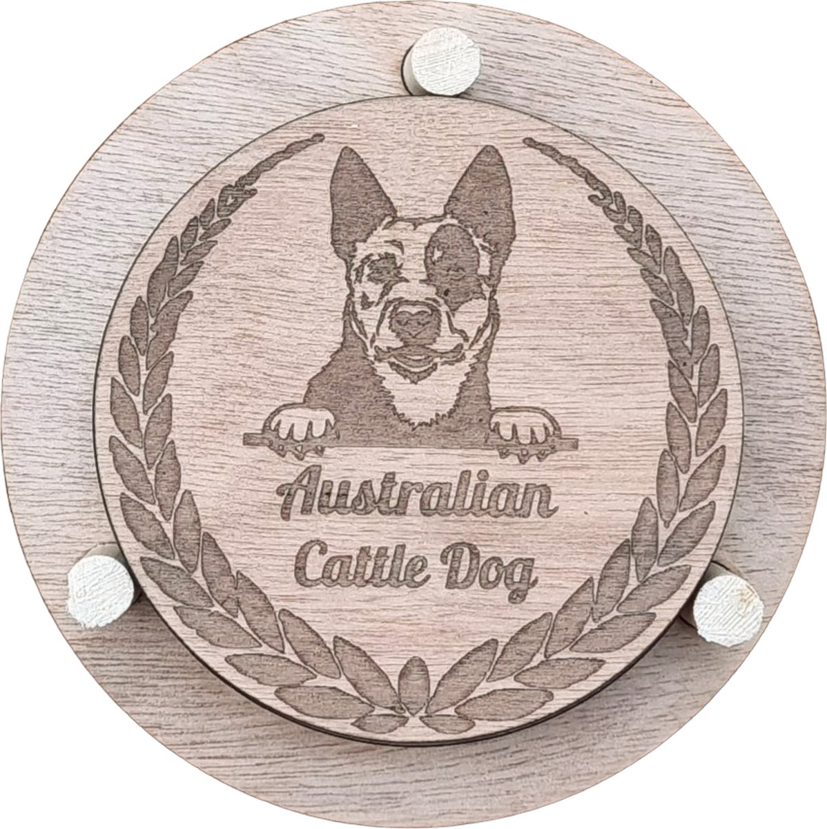 K9 World by van der Veeke, onderzetters met Australian Cattle Dog, gegraveerd op hout