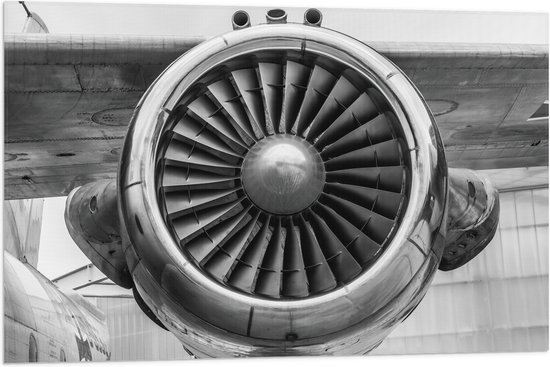 WallClassics - Vlag - Close up van Grote Vliegtuigmotor (zwart/wit) - 90x60 cm Foto op Polyester Vlag