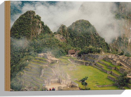 WallClassics - Hout - Machu Pichu vanuit de Lucht - 40x30 cm - 12 mm dik - Foto op Hout (Met Ophangsysteem)