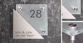 naamplaatje - naambordje van glas - mat glas - rvs - naamplaatje met rvs - huisnummerbord