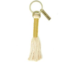 Luna-Leena duurzame sleutelhanger/ tas bedel met kwast van ecru biologisch katoen en dun goud draad - L14cm incl ring - handgemaakt in Nepal - bag hanger - long keychain tassel - bag charm - gold - moederdag cadeau - boho - Ibiza - bohemian - kerst