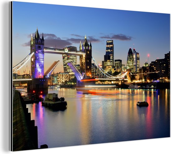 Wanddecoratie Metaal - Aluminium Schilderij Industrieel - Londen - Tower Bridge - Engeland - 180x120 cm - Dibond - Foto op aluminium - Industriële muurdecoratie - Voor de woonkamer/slaapkamer