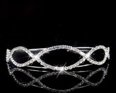 Diadeem - Haarband - Tiara zilverkleurig met sprankelende steentjes