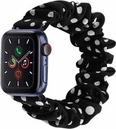 Strap-it Scrunchie band - Geschikt voor Apple Watch bandje - Series 1/2/3/4/5/6/7/8/9/SE - Gestipt Zwart - Elastisch haarelastiek bandje van nylon - iWatch bandje voor maat: 38 mm 40 mm 41 mm