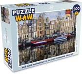 Puzzel Een rode woonboot in de Amsterdamse gracht - Legpuzzel - Puzzel 500 stukjes