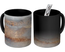 Magische Mok - Foto op Warmte Mokken - Koffiemok - Mist - Goud - Abstract - Magic Mok - Beker - 350 ML - Theemok - Goedkope kadootjes