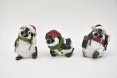 Oneiro’s luxe Kerst penguïn ⌀ 9X10X12cm 3ass - Kerstbeelden & Figuren - Kabouter - Kabouters Zittend - Kerstman - Dwerg Zittend – kerstdecoratie