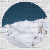 WallClassics - Muursticker Cirkel - Sneeuw op Berg - 70x70 cm Foto op Muursticker
