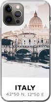 Geschikt voor iPhone 12 Pro hoesje - Italië - Brug - Rivier - Siliconen Telefoonhoesje