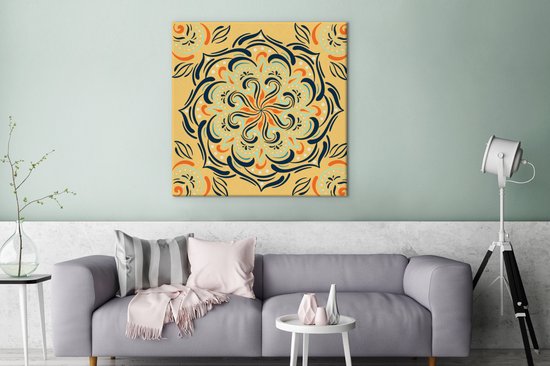 Motif carré d'une fleur détaillée sur fond orange clair 90x90 cm - Tirage photo sur toile (Décoration murale salon / chambre)