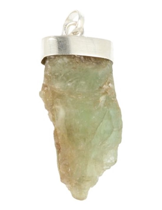 Pendentif vert kyanite avec capuchon en argent