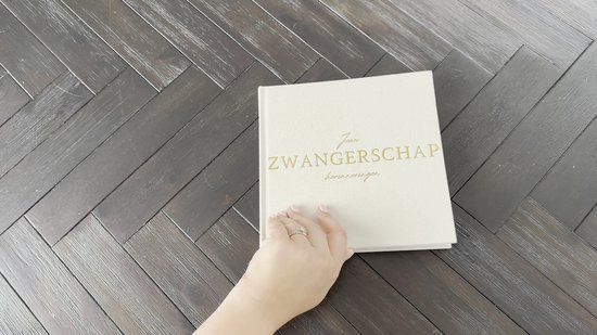 Zwangerschapsinvulboek - Zwangerschapsdagboek - mama cadeau - 9 maanden zwangerschapsdagboek - cadeau voor mama - zwangerschap cadeau - 9 maanden boek - zwanger cadeau - 9 maanden dagboek - baby invulboek - invulboek zwangerschap - echo boek