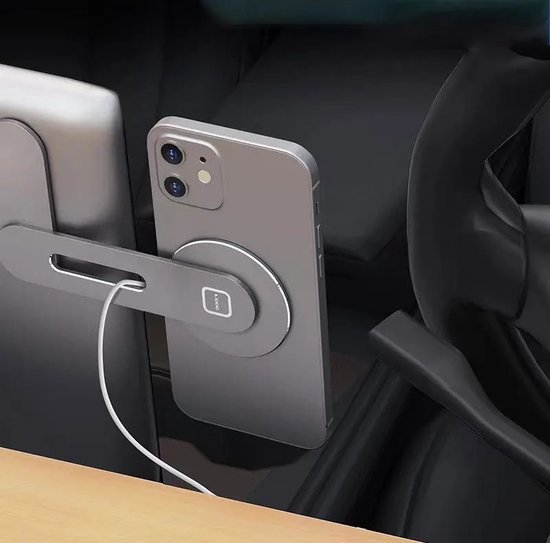 Foto: Tesla model 3 y telefoonhouder magsafe draadloze magnetische bevestiging interieur accessoires