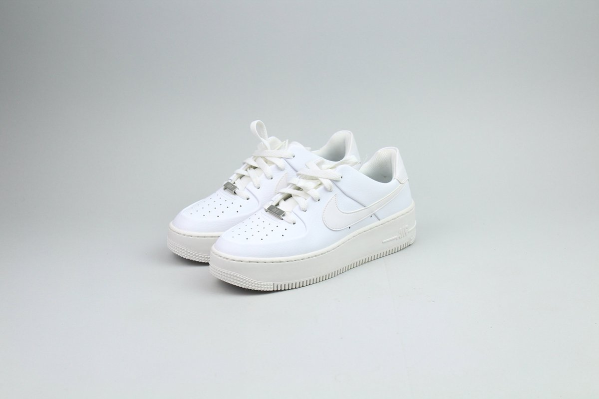 nike air force i sage low