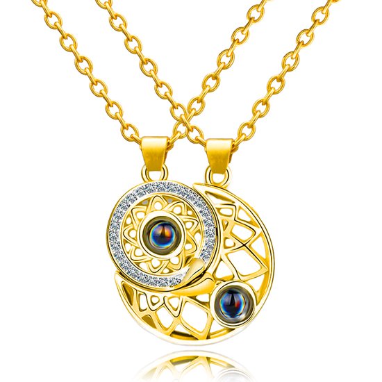 mciskin Magnetische bijpassende ketting voor koppels zon maan projectie 100 talen I Love You BFF ketting, Noveltly paar hart hanger, bijpassende paar kettingen voor hem en haar, Zink, Geen edelsteen