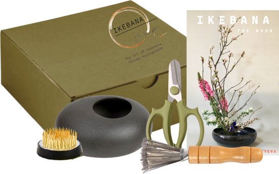 Foto: Ikebana starterskit japanese flower arrangement ikebana vaas kenzan ikebana schaar ikebana borstel ikebana boek japan