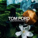 Tom Ford Neroli Portofino collectie met bloemen en water.