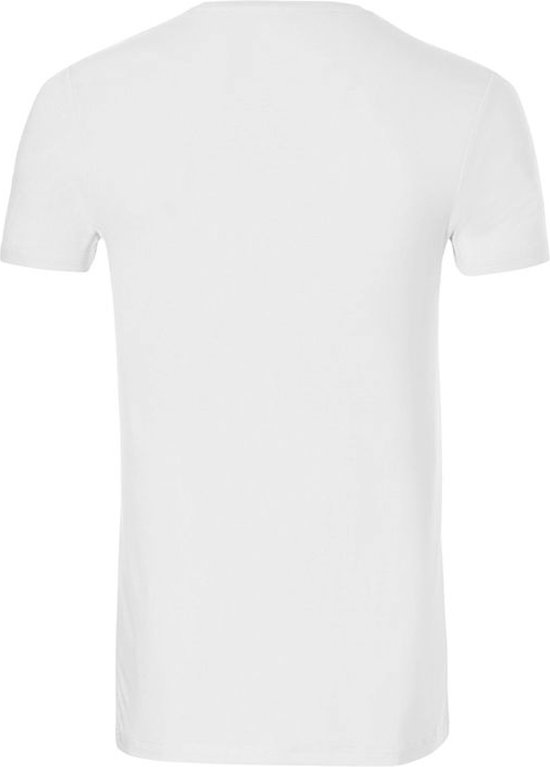 Achterkant van een wit V-hals T-shirt voor heren, maat M.