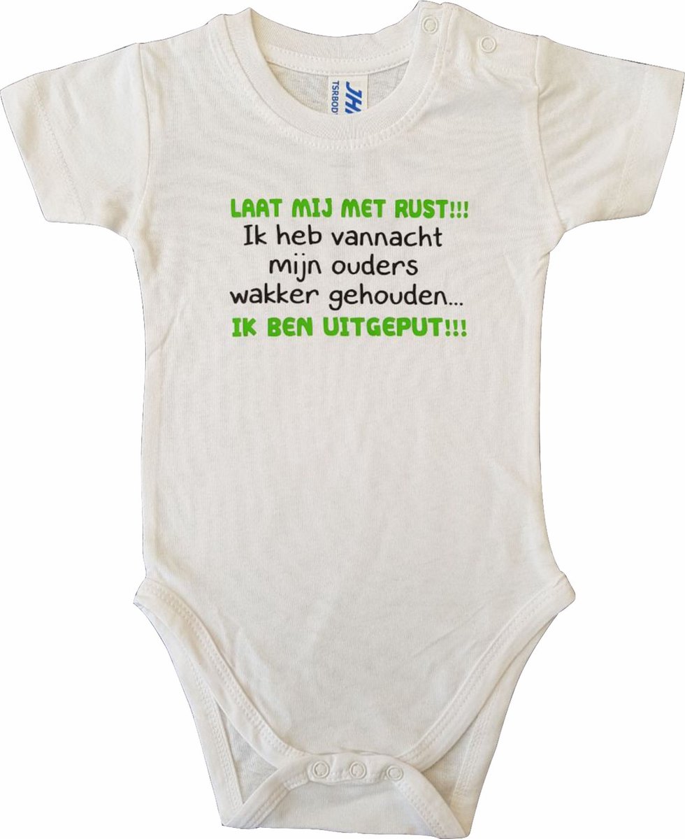 Witte romper met "Laat mij met rust!!! Ik heb vannacht mijn ouders wakker gehouden... Ik ben uitgeput!!!" - 9 maanden - babyshower, zwanger, cadeautje, kraamcadeau, grappig, geschenk, baby, tekst, bodieke