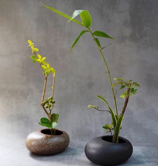 Ikebana - Japanse Ovale vaas - handgemaakt - bruin