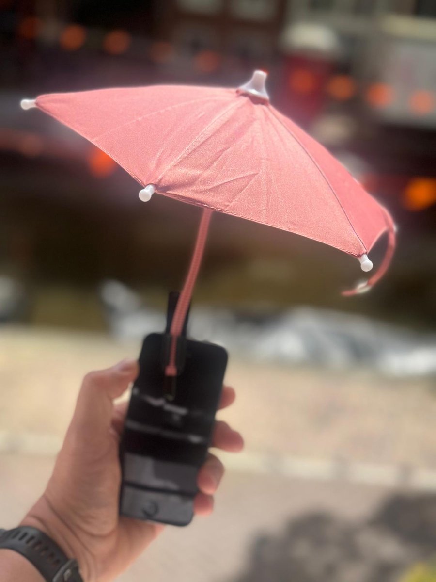 Verstelbare telefoonstandaard compact universeel v.a. € 5,00