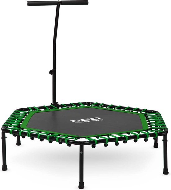 Zeshoekige fitness trampoline met zwart springvlak, groen touw en T-bar handvat.