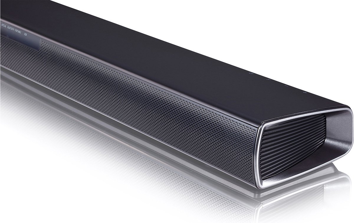 Afbeelding 3 van LG SQC4R soundbar - Draadloze subwoofer en achterspeakers - 4.1 - 220W - Dolby Digital - Bluetooth - Zwart