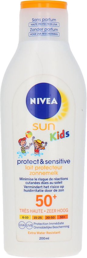 NIVEA SUN Babies & Kids Sensitive Protect Zonnebrand Melk - Baby en Kind - SPF 50+ - Parfumvrij - Geschikt voor de huid met eczeem - Zonbescherming - 200 ml
