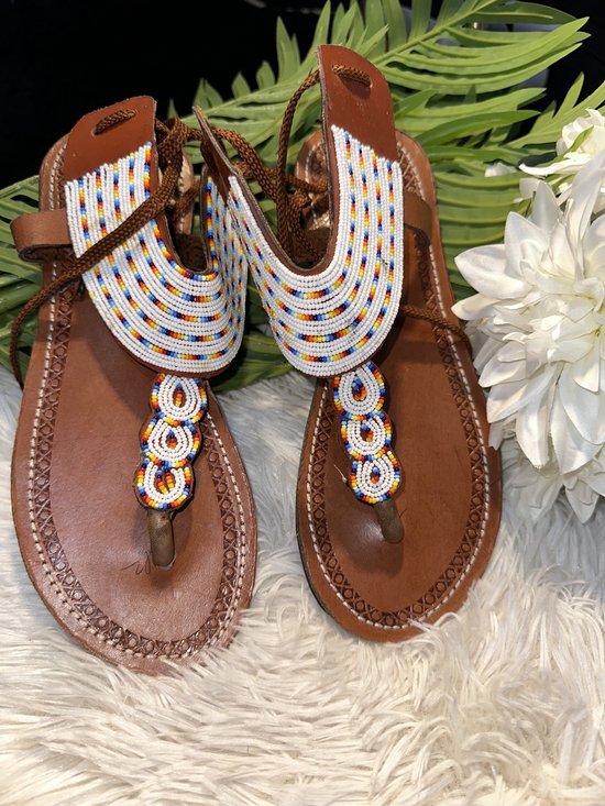 MKAFROFASHION AFRIKAANSE MASAI SANDALEN LEREN MET KLAREN VOOR DAMES CADEAU VOOR HAND. bol