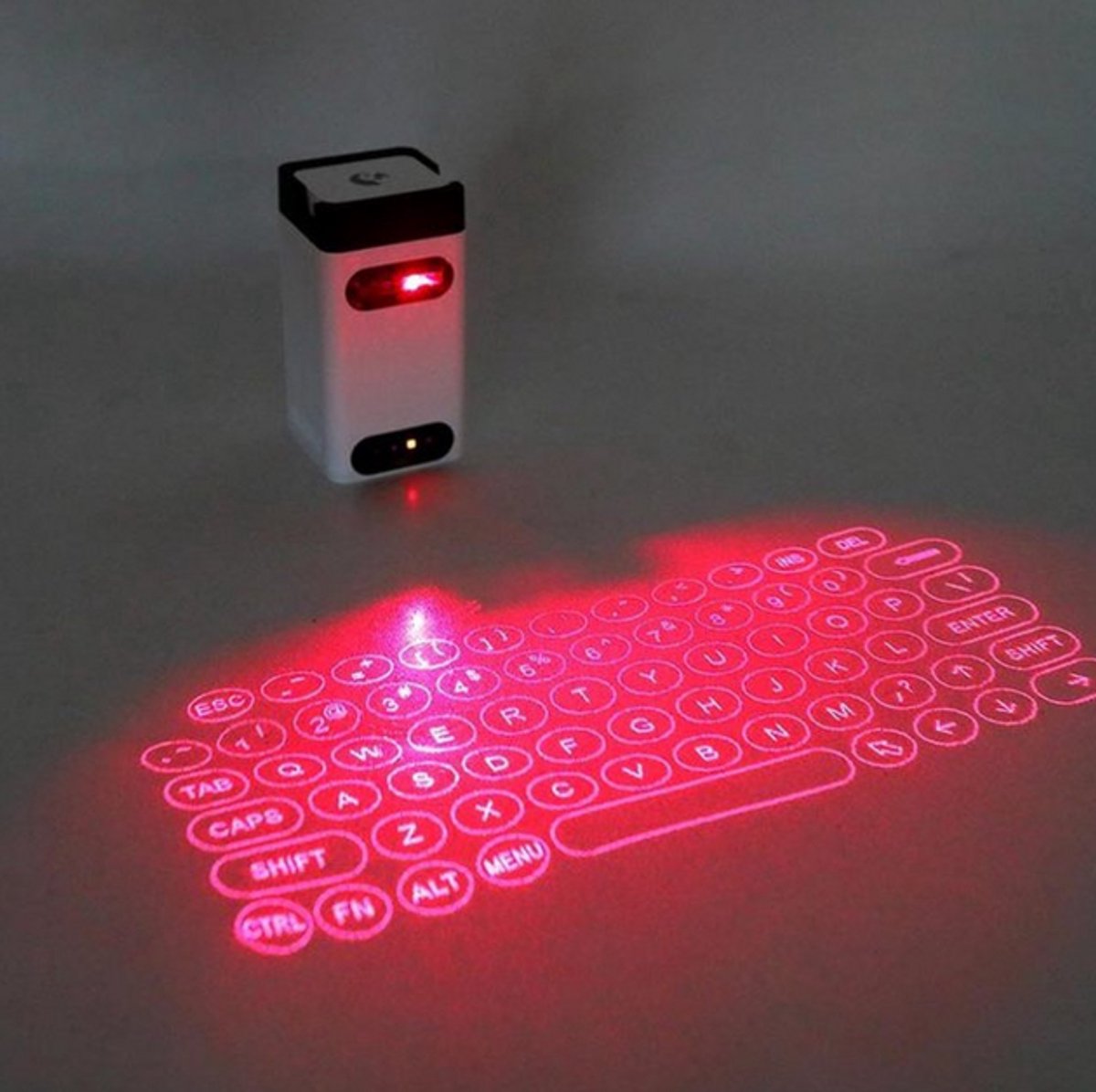 Virtueel Draagbaar Laser Toetsenbord met Muis Functie - Bluetooth Draadloze Touch Projector - Portable Powerbank voor Telefoon - Voor Computer Iphone Ipad Laptop - Multifunctional Keyboard — cadeau in Gadgets - foto 7