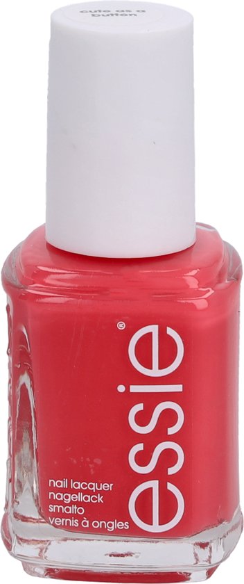 Essie nagellakflesje in de kleur 'cute as a button', met het opschrift 'cute as a button' op de dop.