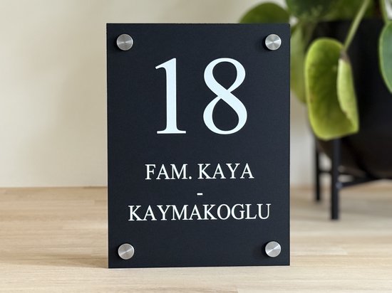 Plaque signalétique noir élégant