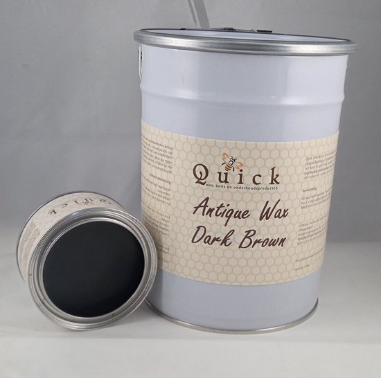 Emmer Quick Antiekwas Dark Brown, 5 liter. Naast de grote emmer een geopend blikje met donkerbruine antiekwas.
