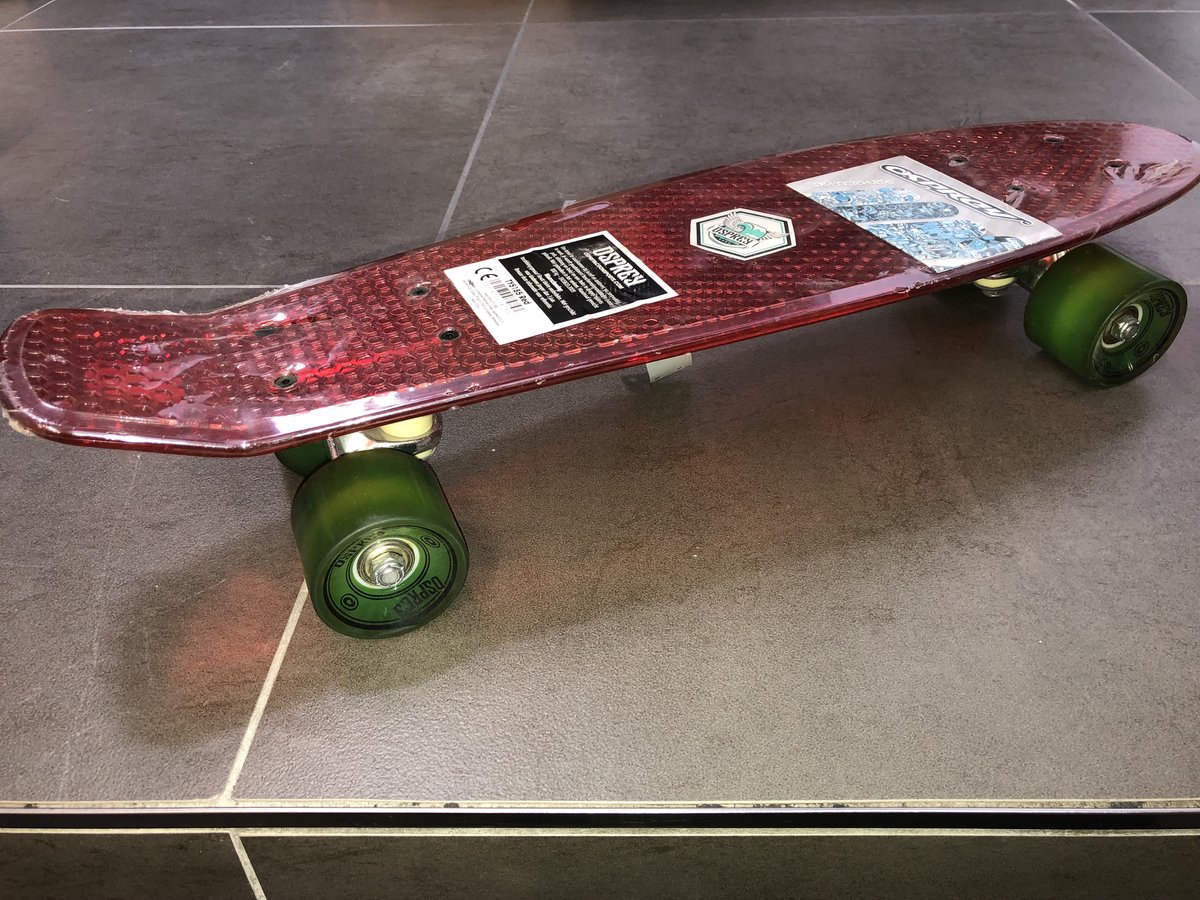 Osprey 22.5″” Retro Plastic Mini Cruiser Rood