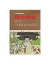 Boek 'Kleutertverelboek van de Bijbelse geschiedenis' met illustratie van olifanten en apen.