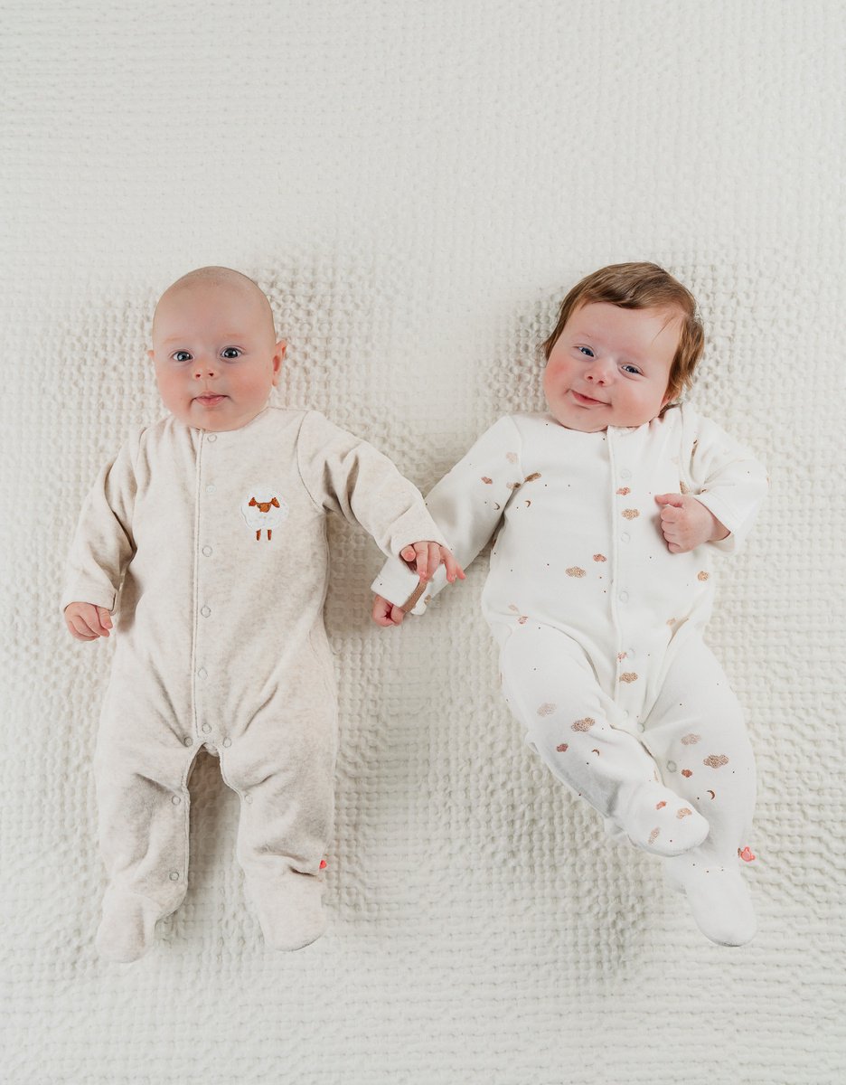 Noukie's - Pyjamaset - 2 Pack - Fluweel - ecru / offwhite - 00 maand premature 46
