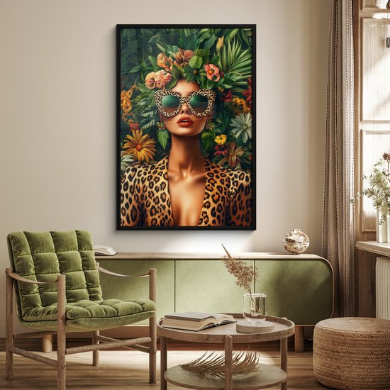 Poster in lijst - Fotolijst 80x120 cm - Posters - Vrouw - Panterprint - Jungle - Natuur - Luxe - Posterlijst zwart - Decoratie - Wanddecoratie woonkamer - Muurdecoratie slaapkamer