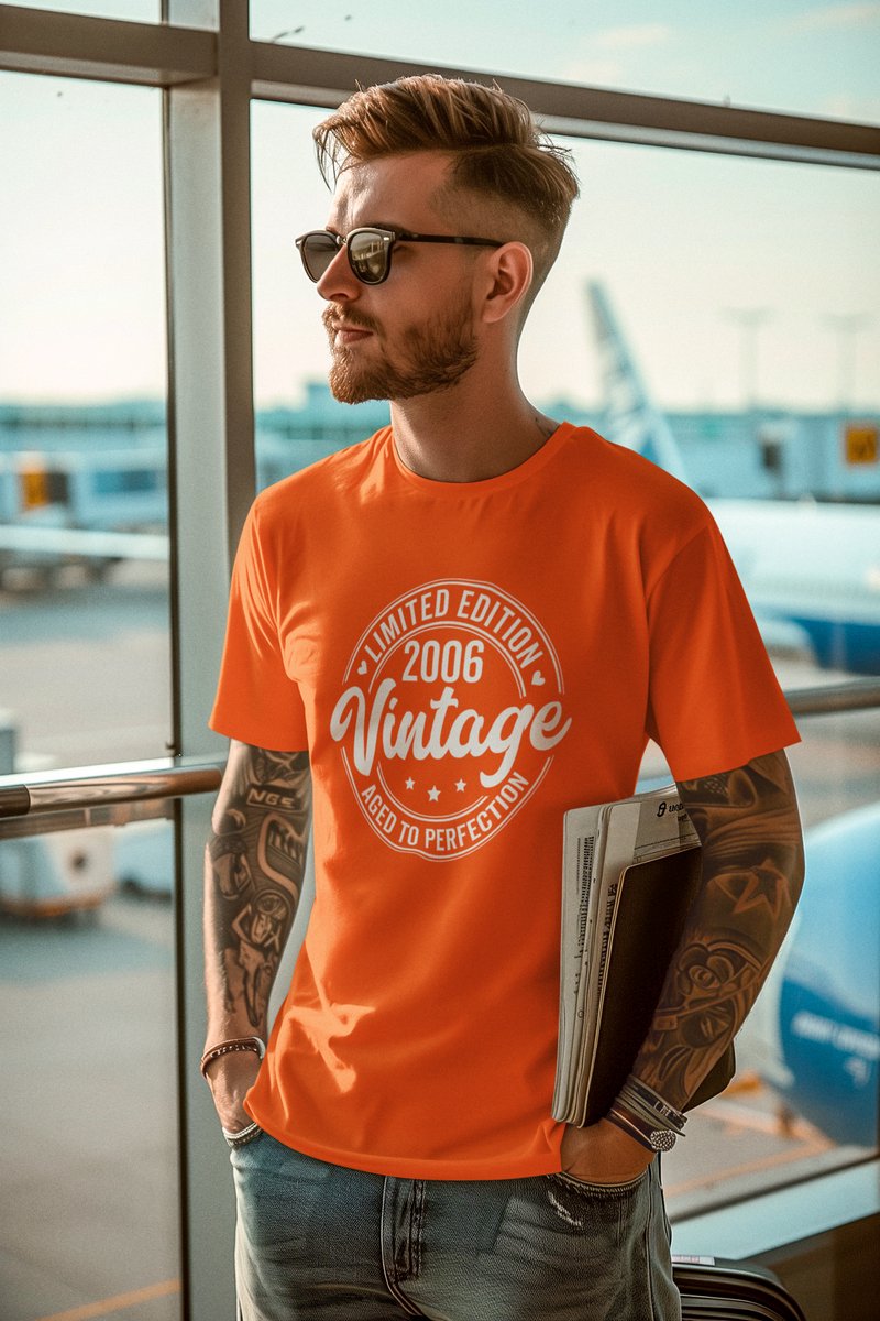 2006 Jaar Oranje T-shirt Heren - Maat L - Aged Vintage - Verjaardag Cadeau Mannen - Limited Edition