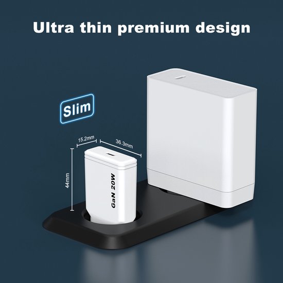 Powerbank - Aansluiting 1: Micro USB female Aansluiting 2: USB C female Aansluiting 3: 2x USB A female Capaciteit: 10000 mAh Extra: Multi-charge