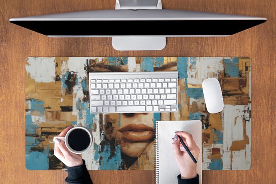 Muismat XXL 100x50 cm - Bureau onderlegger - Bureau mat Abstract - Penseelstreken - Blauw - Gezicht - Bureaumat - Gaming mousepad xl - Bureaulegger groot - Computer deskmat