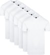 Six t-shirts blancs alignés, une étiquette 'Suitable' visible.