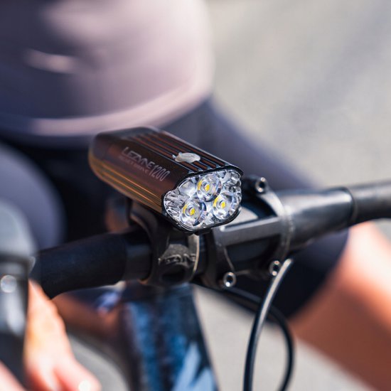 LEZYNE REACT DRIVE KOPLAMP MAT ZWART — afbeelding 5