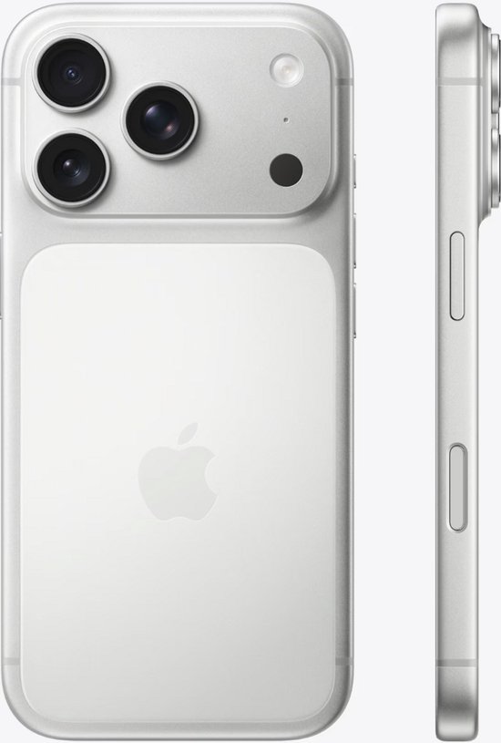 Zilverkleurige iPhone 17 Pro Max, achterkant en zijkant, met drievoudige camera en Apple-logo.