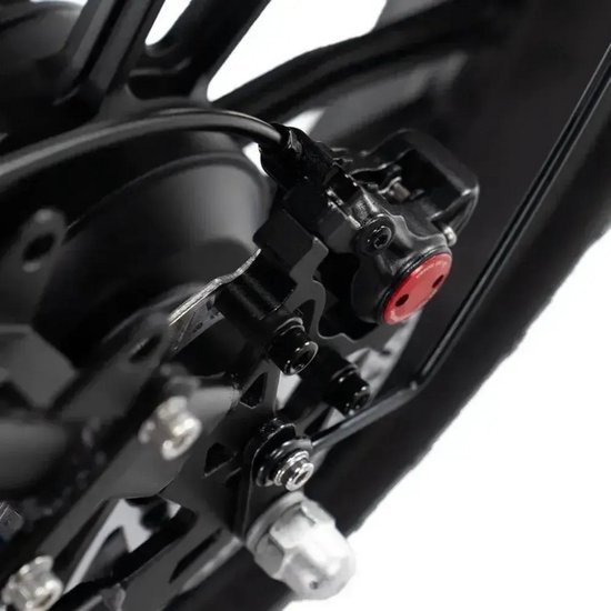 OUXI V8 Elektrische Fatbike - Ingebouwd Alarmsystseem - Inclusief Achterzitje - Inclusief Voetsteuntjes - 20 Inch - 250W Motor - 7 Versnellingen - 60 km Actieradius - Hydraulische Schijfremmen - Zwart van Ouxi — afbeelding 5