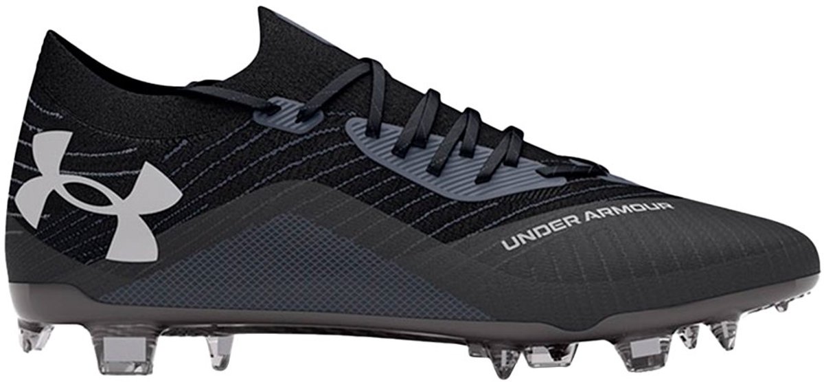 Zwarte Under Armour Shadow Elite 2.0 FG voetbalschoenen, EU 43, ontworpen voor snelheid en wendbaarheid op het veld.