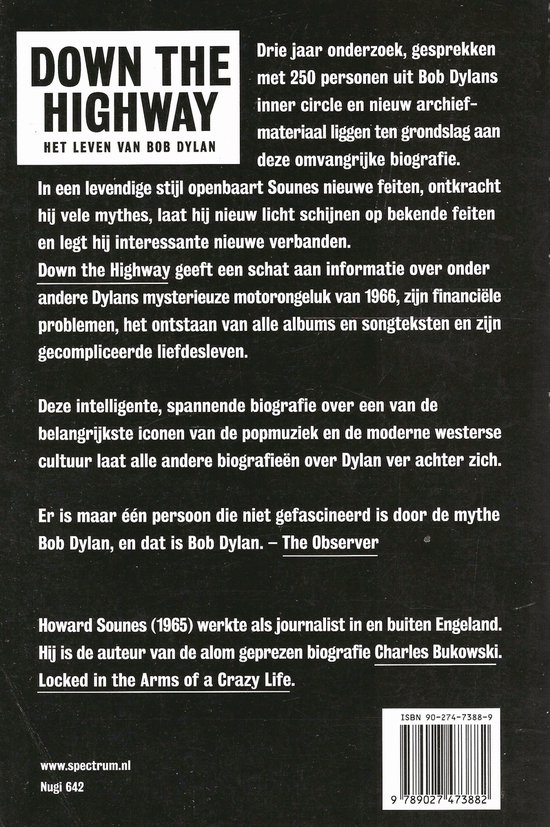 Achterkant van het boek 'Down the Highway - Het Leven van Bob Dylan' met tekst en ISBN-barcode.