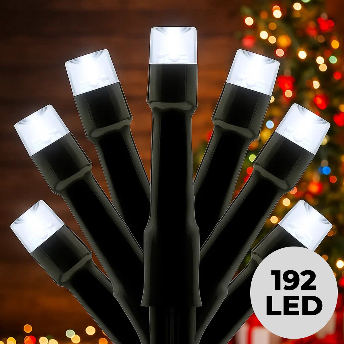 Lomera Kerstverlichting - Kerstlampjes - Kerstboomverlichting - Clusterverlichting op Batterij - 192 Led's - Wit Licht - Lichtfuncties met Geheugen - Timer Functie - 140 CM Lengte - Zwart Snoer - Werkt op Batterijen - Decoratieve Verlichting